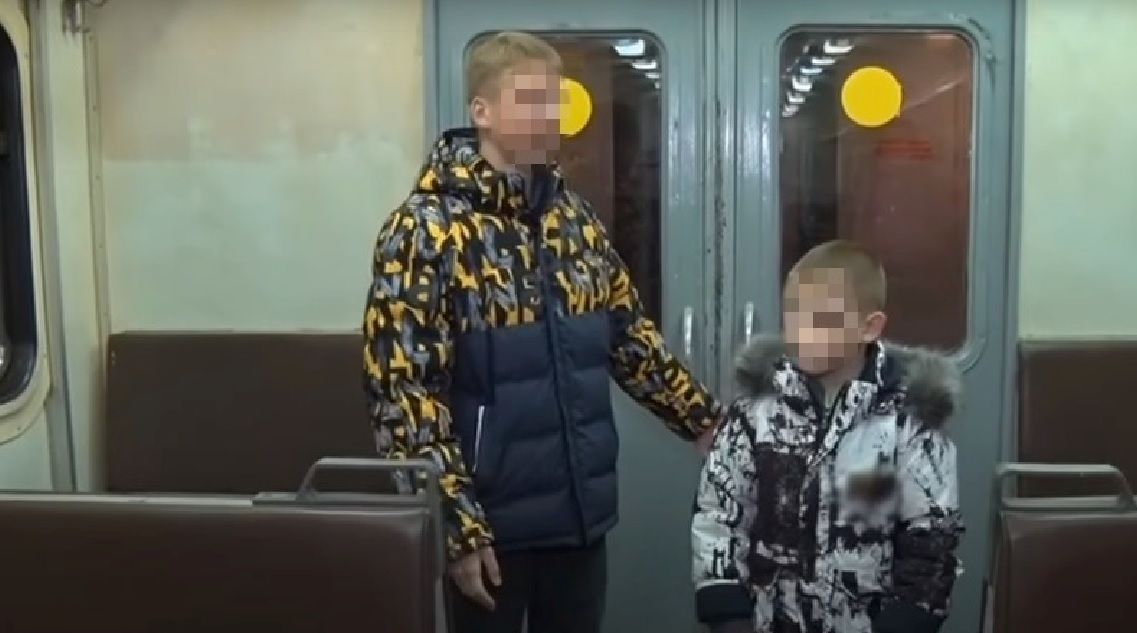 На Ставрополье отец заставлял детей попрошайничать в электричках