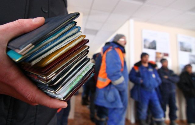 Жительнице Ставрополья грозит до трёх лет тюрьмы за фиктивную регистрацию иностранцев Жительнице Ставрополья грозит до трёх лет тюрьмы за фиктивную регистрацию иностранцев