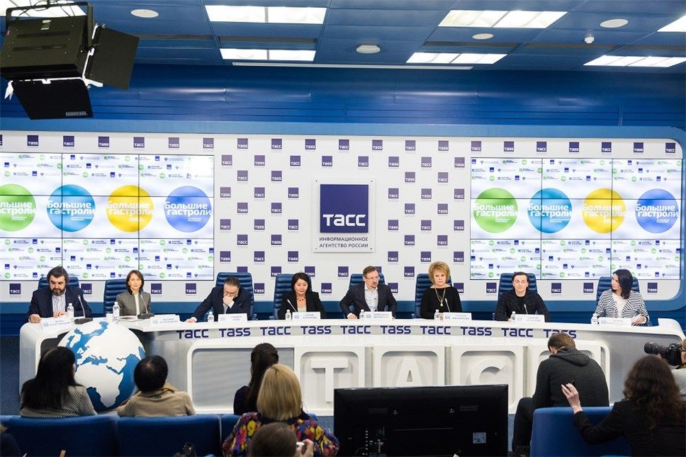 В августе с гастролями в Железноводск приедет театр имени Вахтангова В августе с гастролями в Железноводск приедет театр имени Вахтангова