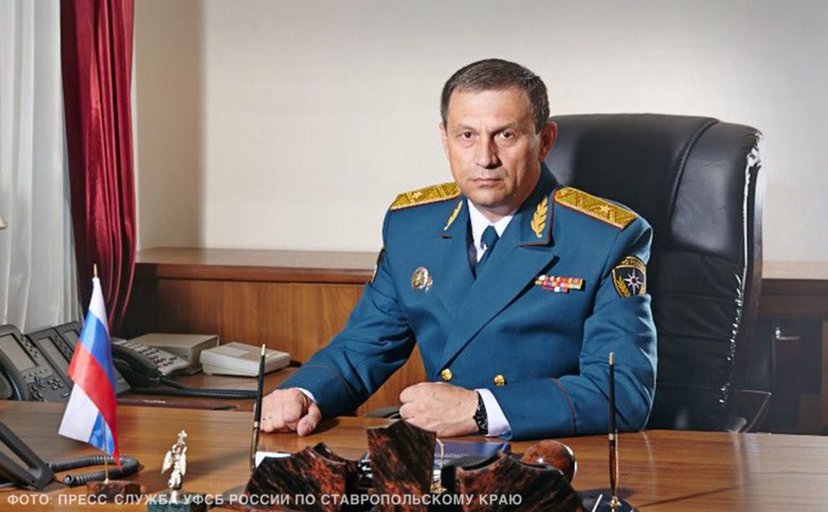 Экс-начальник ГУ МЧС Ставрополья и двое его заместителей получили условные сроки и штрафы за мошенничество