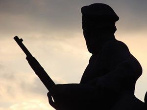 На Ставрополье ограбили магазин с помощью фальшивого автомата На Ставрополье ограбили магазин с помощью фальшивого автомата