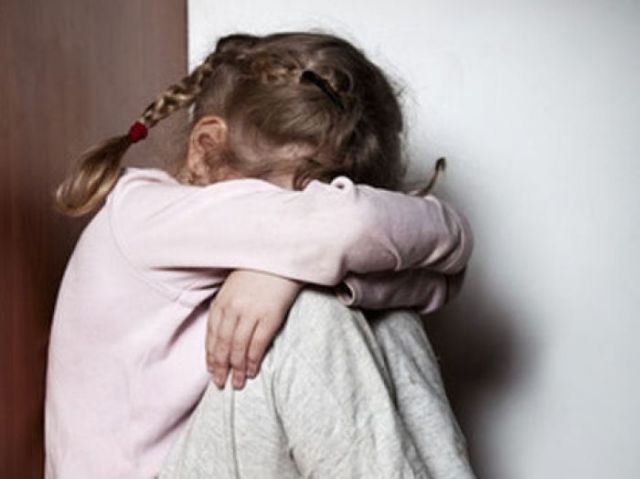 Ставрополец подозревается в насилии над 10-летней девочкой Ставрополец подозревается в насилии над 10-летней девочкой