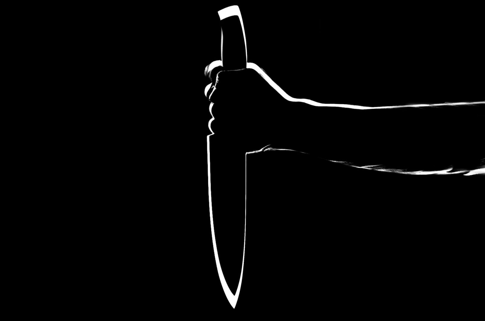 Житель Ставрополья ударил ножом курившего в доме брата