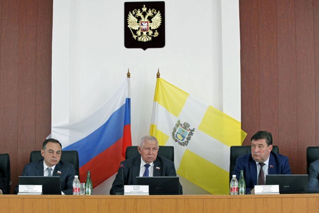 Краевые депутаты обсудили меры по решению проблем со сбором НДФЛ Краевые депутаты обсудили меры по решению проблем со сбором НДФЛ