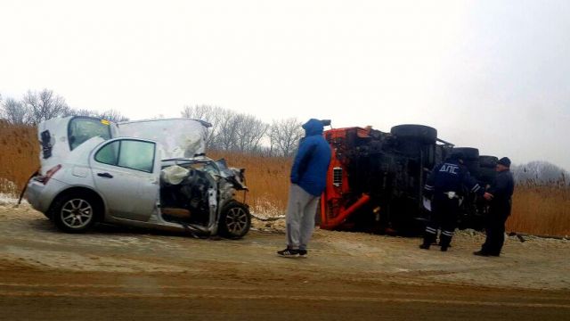 Вблизи Ставрополя произошла серьёзная авария Вблизи Ставрополя произошла серьёзная авария