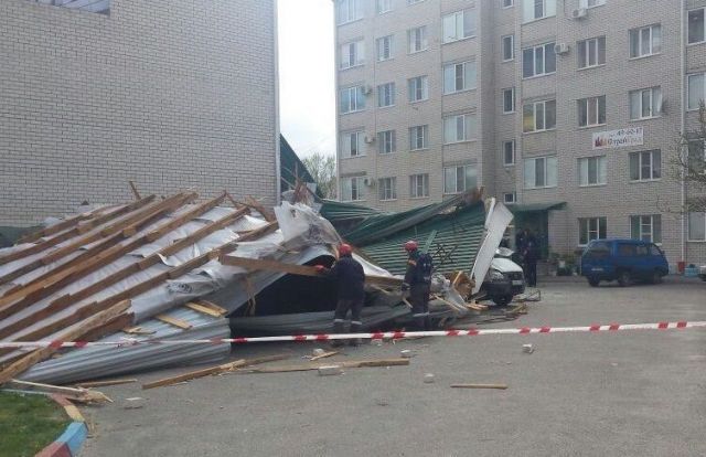 В Ставрополе полным ходом идут работы по ликвидации последствий урагана В Ставрополе полным ходом идут работы по ликвидации последствий урагана
