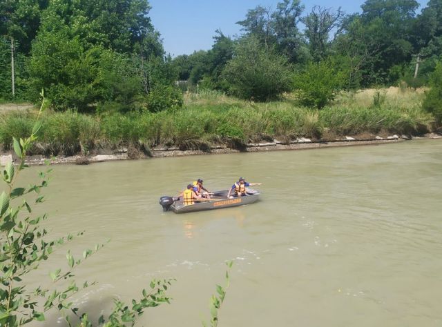 Тело погибшего подростка обнаружили в реке под Невинномысском Тело погибшего подростка обнаружили в реке под Невинномысском