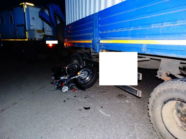 На Ставрополье из-за выезда на встречную полосу погиб мотоциклист На Ставрополье из-за выезда на встречную полосу погиб мотоциклист