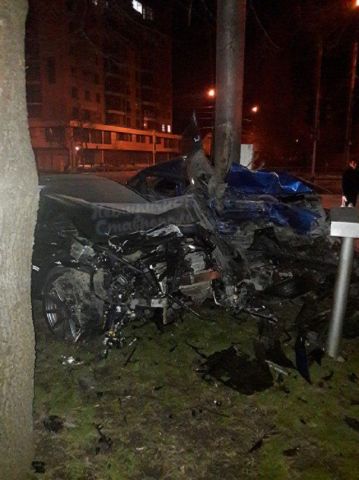 В Ставрополе в страшном ДТП с такси погибли два человека В Ставрополе в страшном ДТП с такси погибли два человека