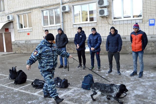 В Ставрополе продолжаются операции в рамках общероссийской акции «Призывник» В Ставрополе продолжаются операции в рамках общероссийской акции «Призывник»
