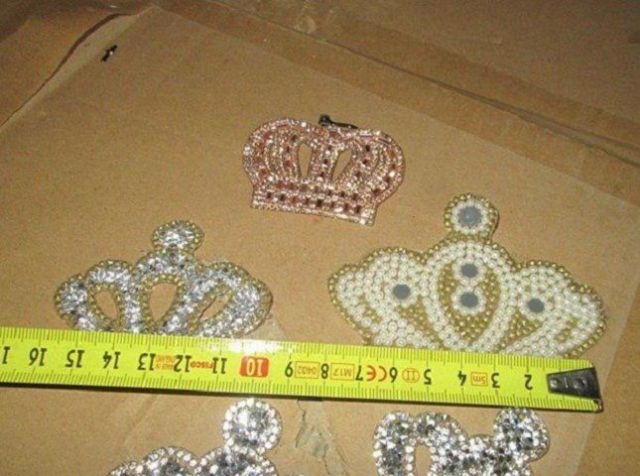 Таможня Минеральных Вод задержала щедрое количество китайских корон Таможня Минеральных Вод задержала щедрое количество китайских корон