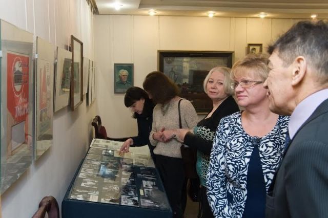 В краевом изомузее открылась экспозиция, посвящённая художнику Михаилу Толстикову В краевом изомузее открылась экспозиция, посвящённая художнику Михаилу Толстикову