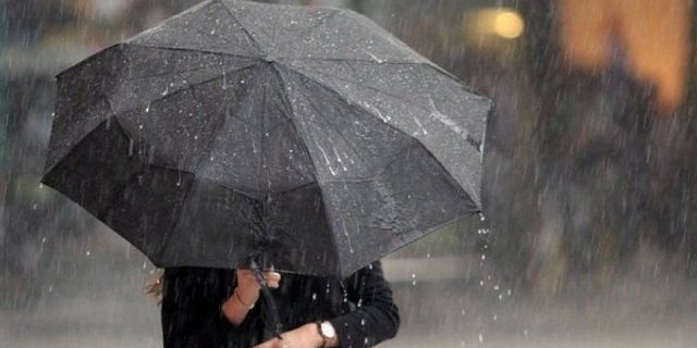 В Ставрополе устраняют последствия ночного ливня В Ставрополе устраняют последствия ночного ливня
