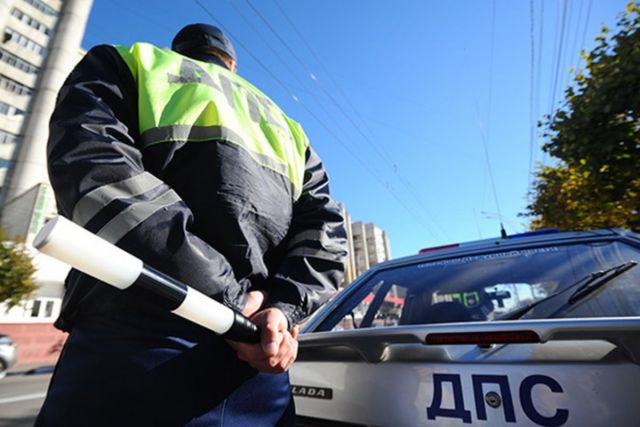 Ставропольцы обратились в ГИБДД и помогли задержать пьяного водителя автобуса Ставропольцы обратились в ГИБДД и помогли задержать пьяного водителя автобуса