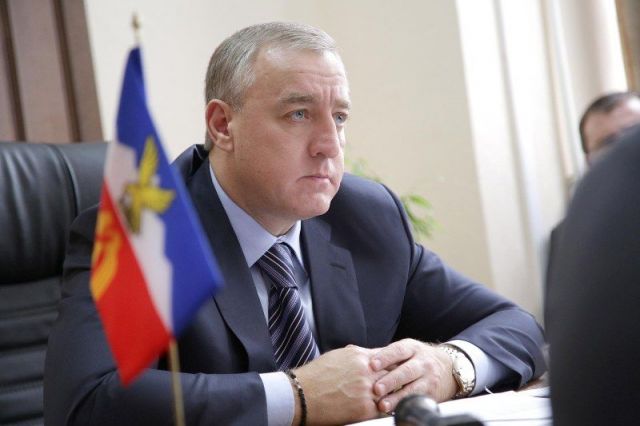 Лев Травнев назначен постпредом губернатора Ставропольского края Лев Травнев назначен постпредом губернатора Ставропольского края