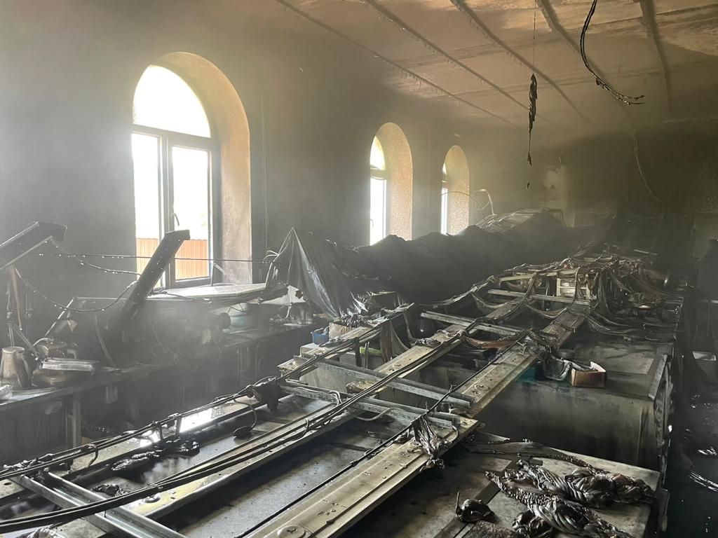 На Ставрополье загорелся цех по пошиву одежды