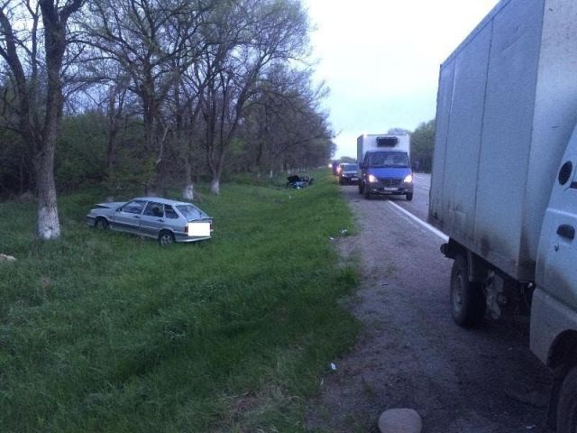 На Ставрополье в ДТП загорелась машина, есть пострадавшие На Ставрополье в ДТП загорелась машина, есть пострадавшие