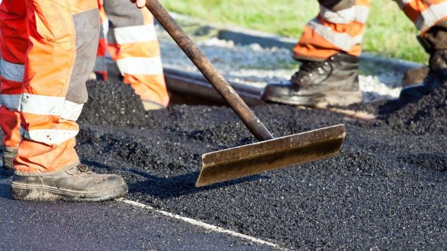 Михайловск приступает к «обновлению» дорог и пешеходных зон Михайловск приступает к «обновлению» дорог и пешеходных зон