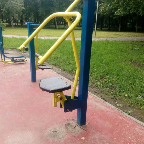 На Ставрополье на опасном «тренажёре-гильотине» детям оторвало пальцы На Ставрополье на опасном «тренажёре-гильотине» детям оторвало пальцы