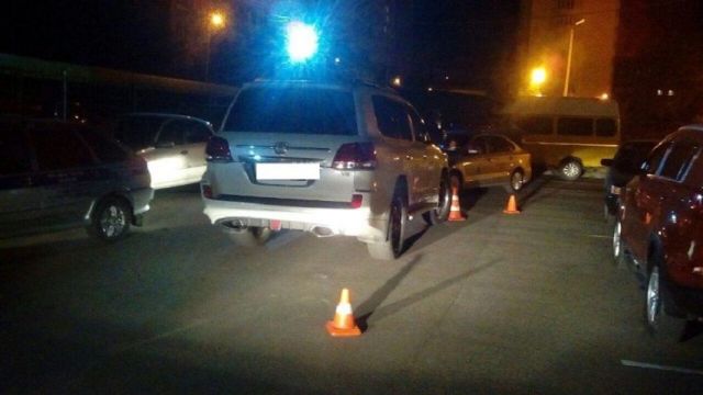 В Ставрополе водитель внедорожника сбил 13-летнего школьника В Ставрополе водитель внедорожника сбил 13-летнего школьника