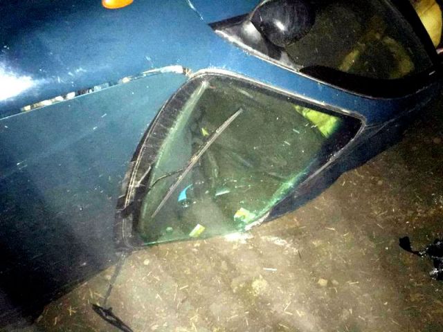 В Кировском районе не удалось спасти водителя после опрокидывания автомобиля В Кировском районе не удалось спасти водителя после опрокидывания автомобиля
