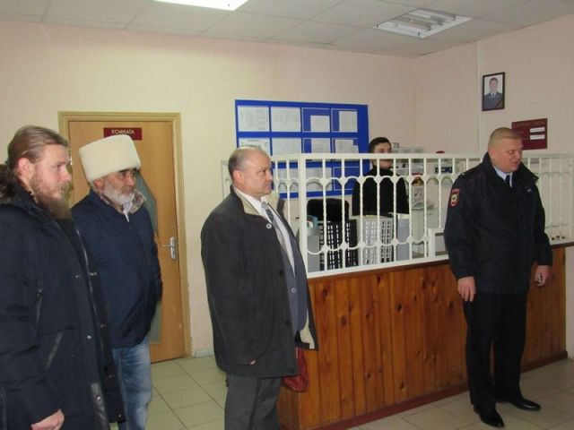 Общественники посетили изолятор в Ипатовском городском округе Общественники посетили изолятор в Ипатовском городском округе