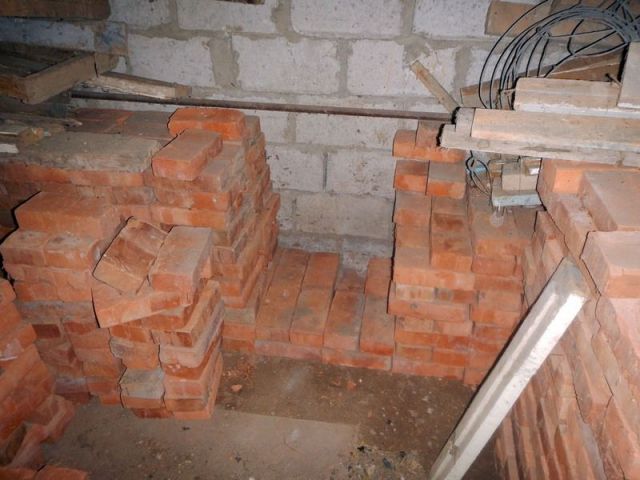 На Ставрополье квартирант похитил из тайника хозяина дома 770 тысяч рублей На Ставрополье квартирант похитил из тайника хозяина дома 770 тысяч рублей
