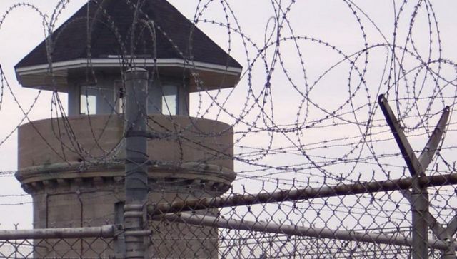 Ставрополец получил 9 лет колонии за надругательство над 14-летней девочкой Ставрополец получил 9 лет колонии за надругательство над 14-летней девочкой