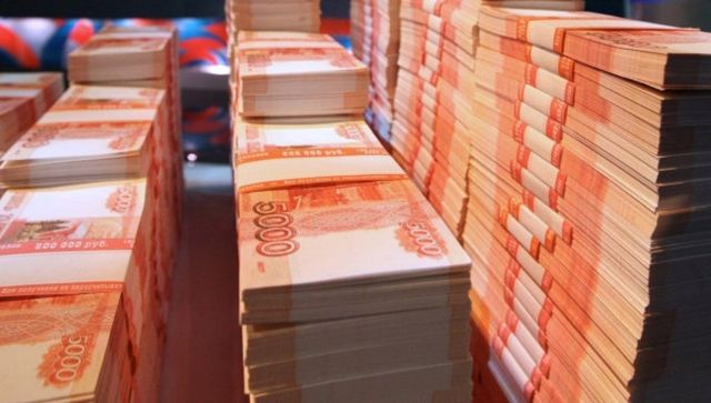 Россияне начали жить в долг Россияне начали жить в долг