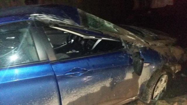 В Ставрополе перевернулся автомобиль, есть пострадавший В Ставрополе перевернулся автомобиль, есть пострадавший