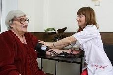 Ставропольским пенсионерам поможет библио- и гарденотерапия Ставропольским пенсионерам поможет библио- и гарденотерапия