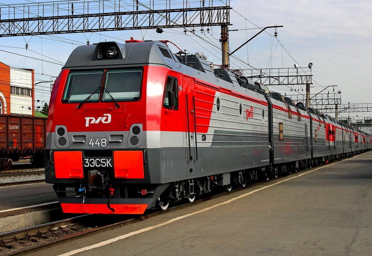 В 2018 году на Северо-Кавказскую железную дорогу поступило 18 новых локомотивов В 2018 году на Северо-Кавказскую железную дорогу поступило 18 новых локомотивов