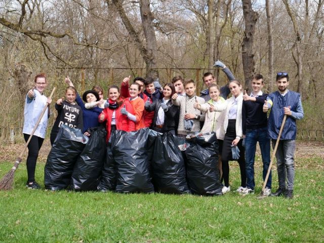 В Невинномысске запустили антимусорный челлендж «Это просто» В Невинномысске запустили антимусорный челлендж «Это просто»