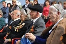 Ветеранам вручили ключи от квартир Ветеранам вручили ключи от квартир