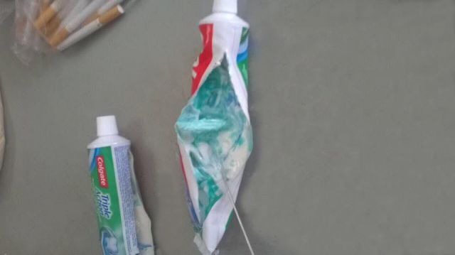 Наркотики в зубной пасте пытались передать в колонию на Ставрополье Наркотики в зубной пасте пытались передать в колонию на Ставрополье