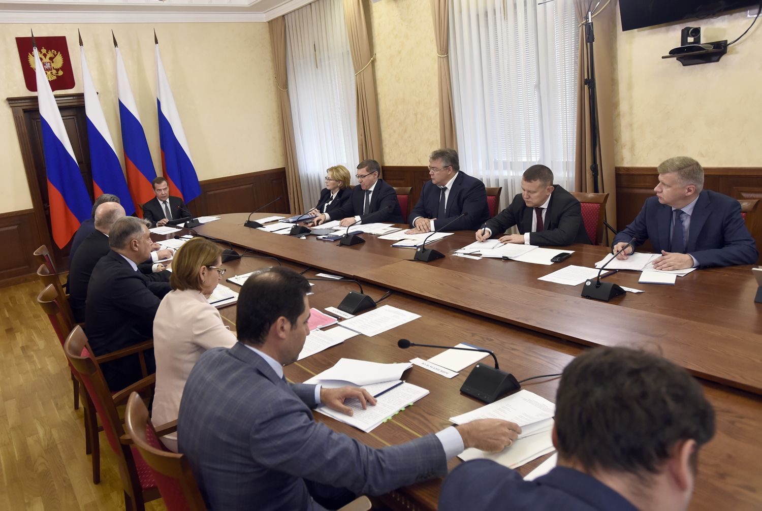 В Ставрополе председатель Правительства РФ Дмитрий Медведев провёл совещание В Ставрополе председатель Правительства РФ Дмитрий Медведев провёл совещание