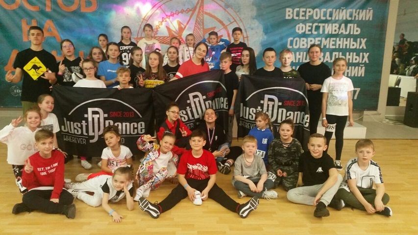Ставропольские танцоры достойно выступили на всероссийском фестивале «Южный Бит» Ставропольские танцоры достойно выступили на всероссийском фестивале «Южный Бит»