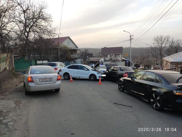 В Ставрополе в аварию попал египтянин на «Ладе Приоре» В Ставрополе в аварию попал египтянин на «Ладе Приоре»