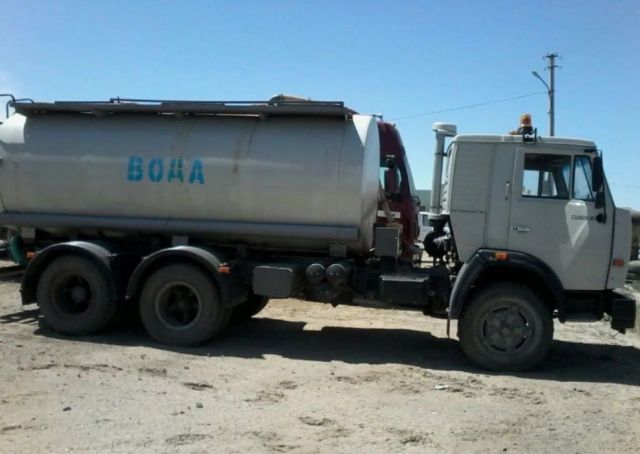 10 спецмашин для подвоза воды пополнят автопарк Ставрополькрайводоканала 10 спецмашин для подвоза воды пополнят автопарк Ставрополькрайводоканала
