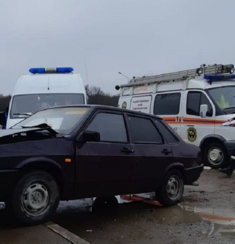 В Георгиевске «девятка» спровоцировала тройное ДТП В Георгиевске «девятка» спровоцировала тройное ДТП