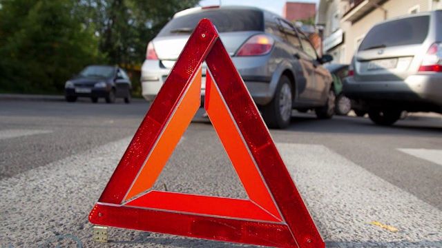 В Ставрополе пьяный водитель въехал в чужой автомобиль В Ставрополе пьяный водитель въехал в чужой автомобиль