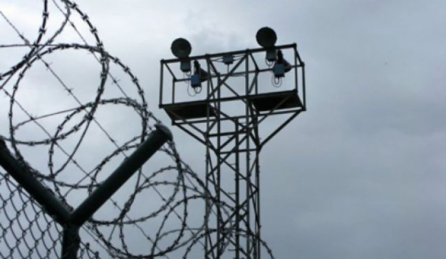 Жителя Ставрополья приговорили к 7 годам заключения за взятку полицейскому Жителя Ставрополья приговорили к 7 годам заключения за взятку полицейскому