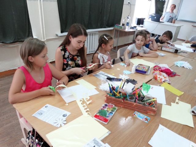На Ставрополье сотрудники полиции и общественники провели акцию против сквернословия На Ставрополье сотрудники полиции и общественники провели акцию против сквернословия