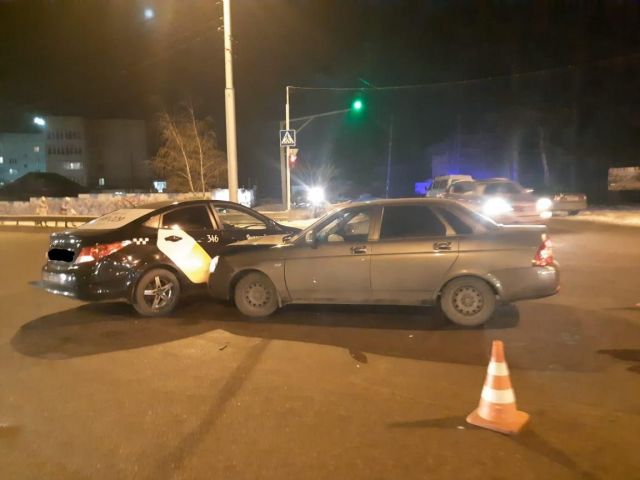 В Ставрополе во вине взрослых в ДТП пострадал ребёнок В Ставрополе во вине взрослых в ДТП пострадал ребёнок