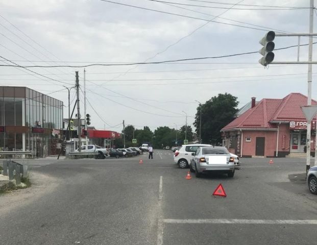 На Ставрополье в ДТП пострадал 3-месячный ребёнок На Ставрополье в ДТП пострадал 3-месячный ребёнок