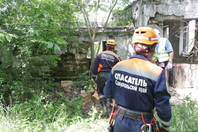 В Ставрополе спасатели нашли и вернули домой пропавшего мальчика В Ставрополе спасатели нашли и вернули домой пропавшего мальчика