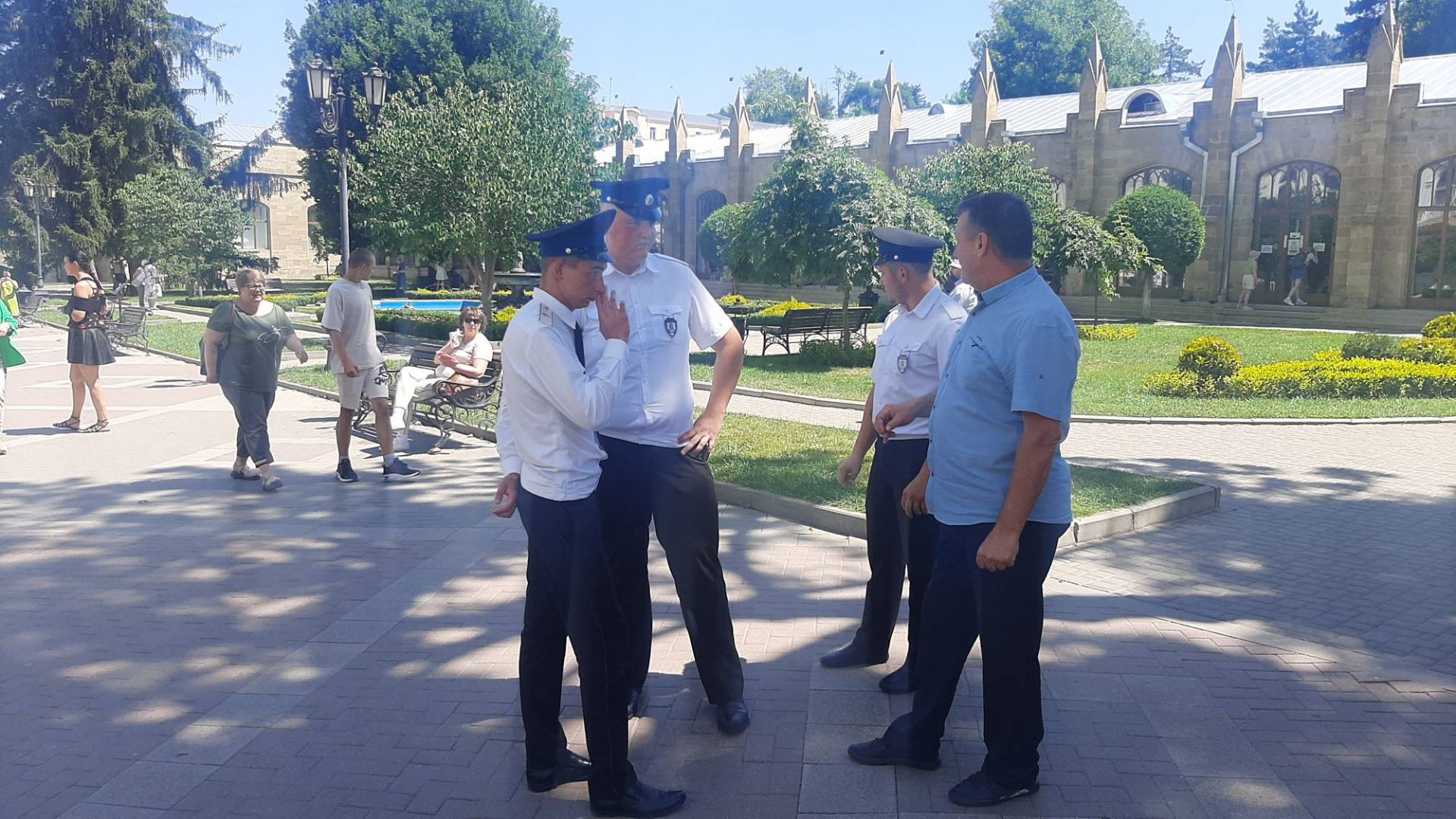 Более полусотни хулиганов задержали казаки в Кисловодске
