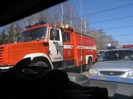 ГИБДД и пожарные наводят порядок на дорогах краевого центра ГИБДД и пожарные наводят порядок на дорогах краевого центра