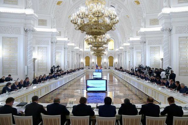 Госсовет обсудил меры повышения конкурентоспособности отечественной экономики Госсовет обсудил меры повышения конкурентоспособности отечественной экономики