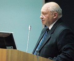 В Правительстве разрабатывают программу для пожилых людей В Правительстве разрабатывают программу для пожилых людей